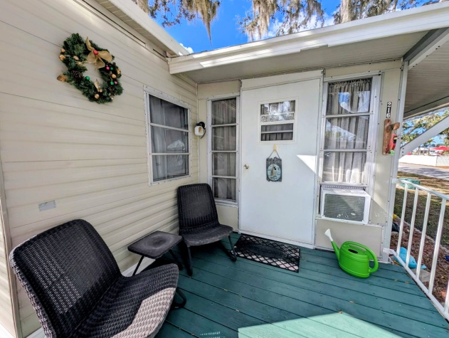 2206 Chaney Dr, Lot 216, Ruskin, Florida 33570, 1 Bedroom Bedrooms, ,1 BathroomBathrooms,55-Plus Mobile Home,For Sale,Chaney Dr, Lot 216,4438