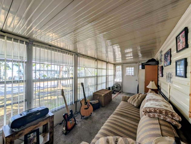 2206 Chaney Dr, Lot 216, Ruskin, Florida 33570, 1 Bedroom Bedrooms, ,1 BathroomBathrooms,55-Plus Mobile Home,For Sale,Chaney Dr, Lot 216,4438