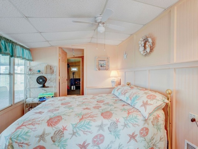 508 44th Avenue E, Lot L3, Bradenton, Florida 34203, 2 Bedrooms Bedrooms, ,2 BathroomsBathrooms,55-Plus Mobile Home,For Sale,44th Avenue E, Lot L3,4439