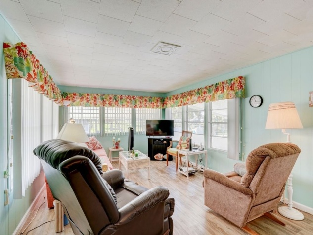 508 44th Avenue E, Lot L3, Bradenton, Florida 34203, 2 Bedrooms Bedrooms, ,2 BathroomsBathrooms,55-Plus Mobile Home,For Sale,44th Avenue E, Lot L3,4439