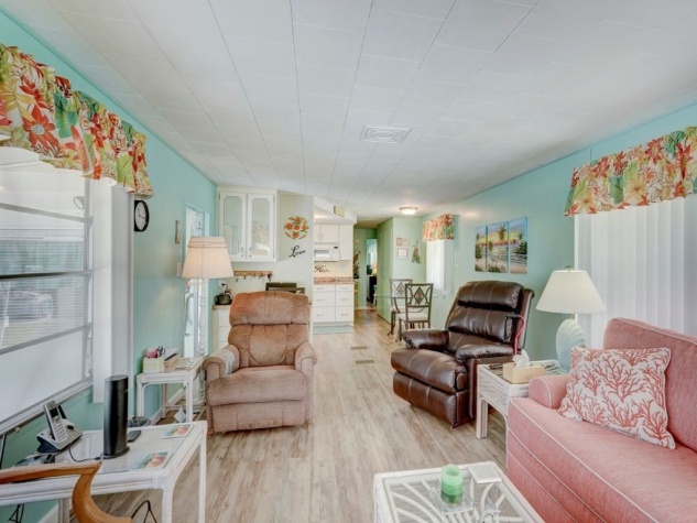 508 44th Avenue E, Lot L3, Bradenton, Florida 34203, 2 Bedrooms Bedrooms, ,2 BathroomsBathrooms,55-Plus Mobile Home,For Sale,44th Avenue E, Lot L3,4439