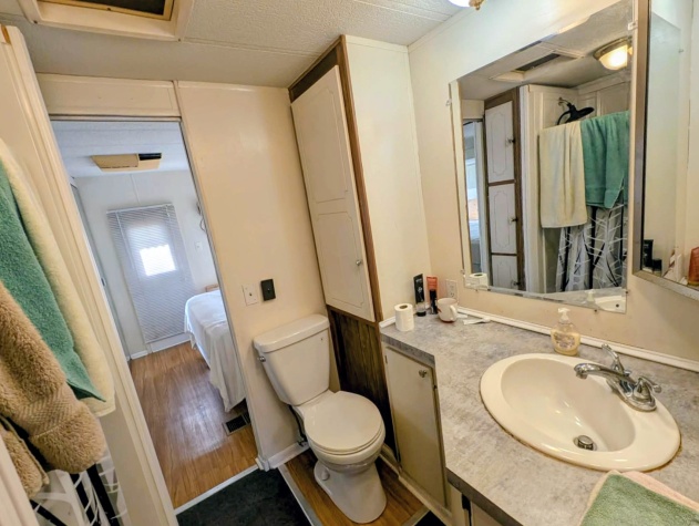 2206 Chaney Dr, Lot 353, Ruskin, Florida 33570, 1 Bedroom Bedrooms, ,1 BathroomBathrooms,55-Plus Mobile Home,For Sale,Chaney Dr, Lot 353,4441