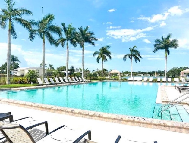 139 Poinciana Drive, Ellenton, Florida 34222, 2 Bedrooms Bedrooms, ,2 BathroomsBathrooms,55-Plus Mobile Home,For Sale,Poinciana Drive,4442