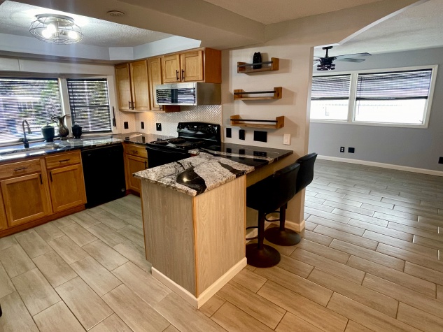 139 Poinciana Drive, Ellenton, Florida 34222, 2 Bedrooms Bedrooms, ,2 BathroomsBathrooms,55-Plus Mobile Home,For Sale,Poinciana Drive,4442