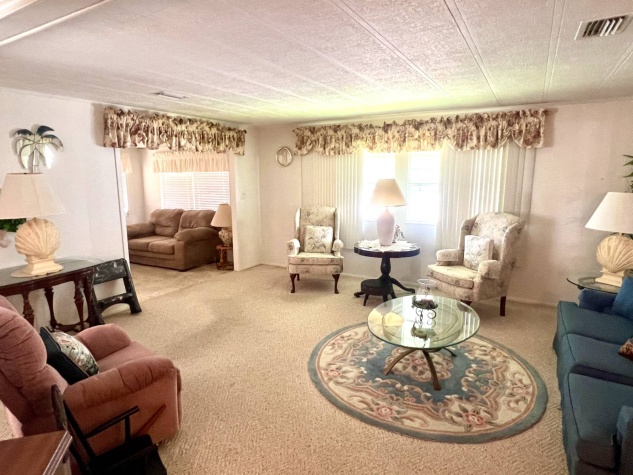 7416 Queens Way, Ellenton, Florida 34222, 2 Bedrooms Bedrooms, ,2 BathroomsBathrooms,55-Plus Mobile Home,For Sale,Queens Way,4445