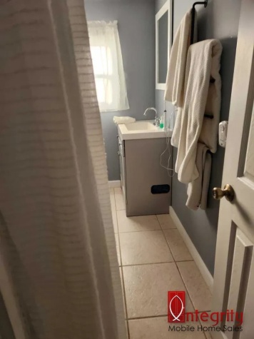 11501 US Highway 27 S, Lot 8, Sebring, Florida 33876, 2 Bedrooms Bedrooms, ,1.5 BathroomsBathrooms,All - Age Mobile Home,For Sale,US Highway 27 S, Lot 8,4451