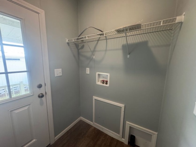 392 Teakwood Dr, Ellenton, Florida 34222, 2 Bedrooms Bedrooms, ,2 BathroomsBathrooms,55-Plus Mobile Home,For Sale,Teakwood Dr,4454