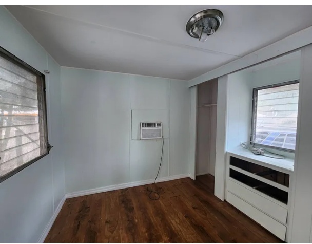 5015 Seminole Blvd, Lot 111, St Petersburg, Florida 33708, 1 Bedroom Bedrooms, ,1 BathroomBathrooms,55-Plus Mobile Home,For Sale,Seminole Blvd, Lot 111,4458