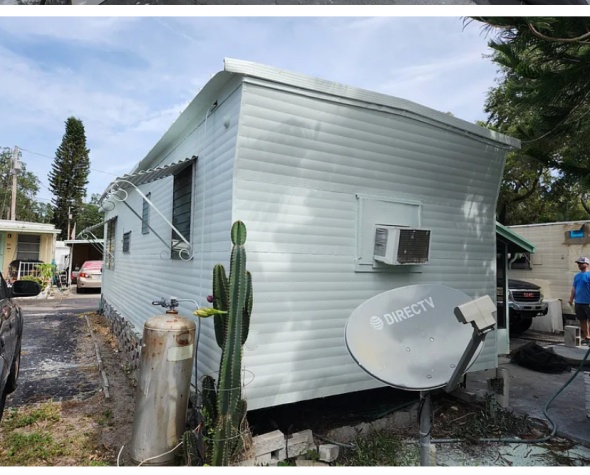 5015 Seminole Blvd, Lot 111, St Petersburg, Florida 33708, 1 Bedroom Bedrooms, ,1 BathroomBathrooms,55-Plus Mobile Home,For Sale,Seminole Blvd, Lot 111,4458