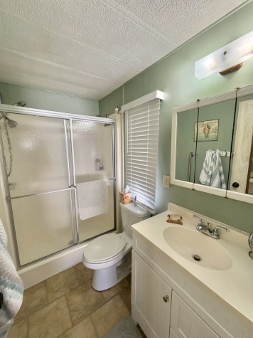 751 10th St E, Lot 404, Palmetto, Florida 34221, 2 Bedrooms Bedrooms, ,2 BathroomsBathrooms,55-Plus Mobile Home,For Sale,10th St E, Lot 404,4465