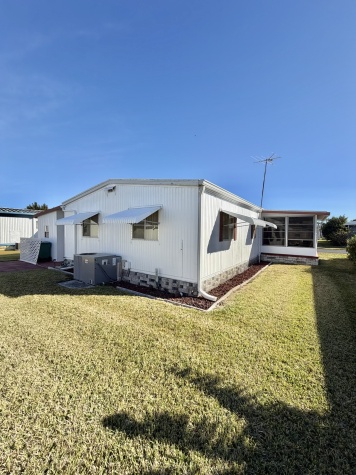 751 10th St E, Lot 404, Palmetto, Florida 34221, 2 Bedrooms Bedrooms, ,2 BathroomsBathrooms,55-Plus Mobile Home,For Sale,10th St E, Lot 404,4465