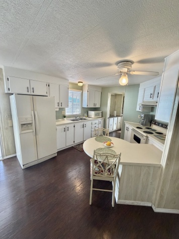 751 10th St E, Lot 404, Palmetto, Florida 34221, 2 Bedrooms Bedrooms, ,2 BathroomsBathrooms,55-Plus Mobile Home,For Sale,10th St E, Lot 404,4465