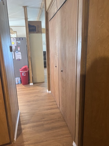 6515 15th St E, Lot B10, Sarasota, Florida 34243, 2 Bedrooms Bedrooms, ,2 BathroomsBathrooms,55-Plus Mobile Home,For Sale,15th St E, Lot B10,4466