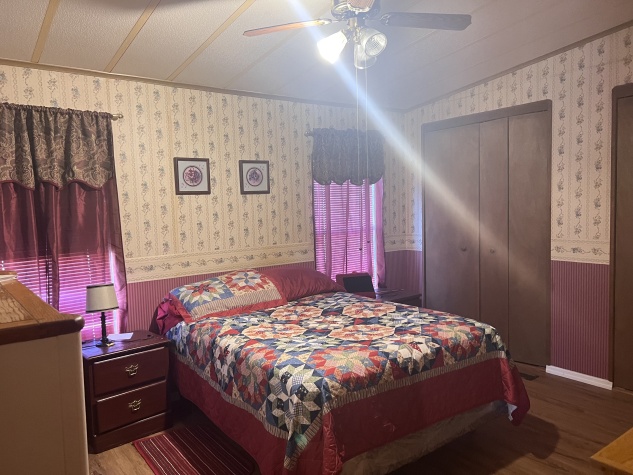 6515 15th St E, Lot B10, Sarasota, Florida 34243, 2 Bedrooms Bedrooms, ,2 BathroomsBathrooms,55-Plus Mobile Home,For Sale,15th St E, Lot B10,4466