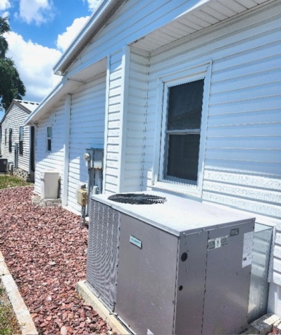 100 Hampton Rd, Lot 102, Clearwater, Florida 33759, 2 Bedrooms Bedrooms, ,2 BathroomsBathrooms,55-Plus Mobile Home,For Sale,Hampton Rd, Lot 102,4467