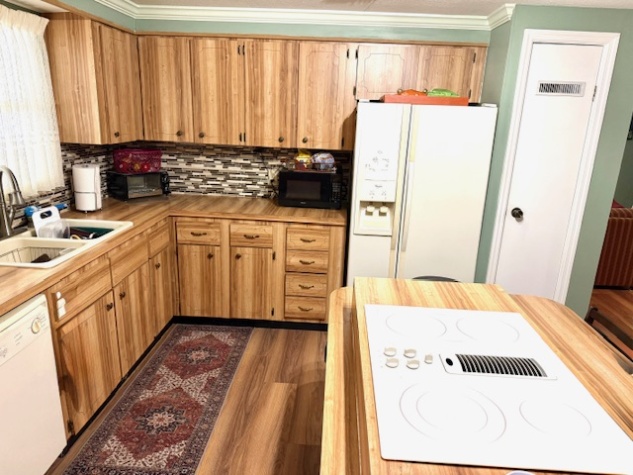 100 Hampton Rd, Lot 102, Clearwater, Florida 33759, 2 Bedrooms Bedrooms, ,2 BathroomsBathrooms,55-Plus Mobile Home,For Sale,Hampton Rd, Lot 102,4467