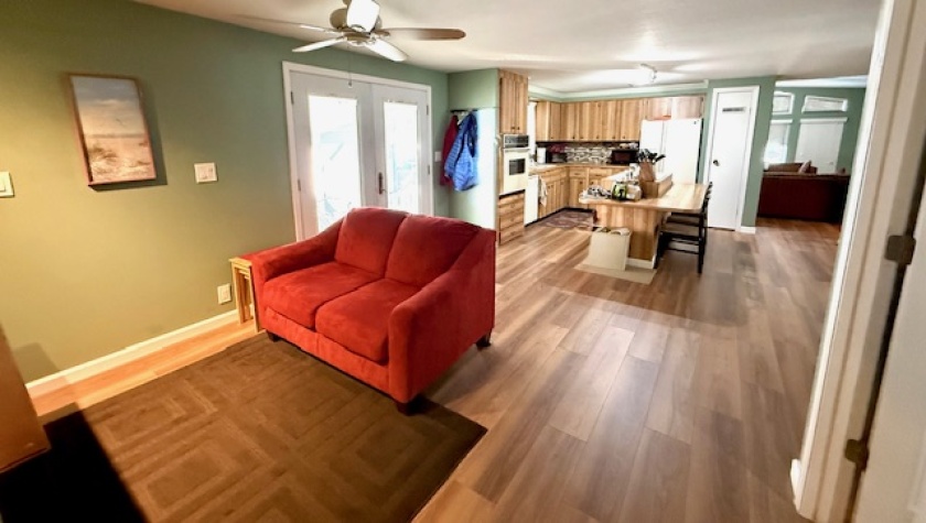 100 Hampton Rd, Lot 102, Clearwater, Florida 33759, 2 Bedrooms Bedrooms, ,2 BathroomsBathrooms,55-Plus Mobile Home,For Sale,Hampton Rd, Lot 102,4467