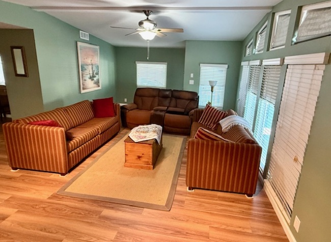 100 Hampton Rd, Lot 102, Clearwater, Florida 33759, 2 Bedrooms Bedrooms, ,2 BathroomsBathrooms,55-Plus Mobile Home,For Sale,Hampton Rd, Lot 102,4467