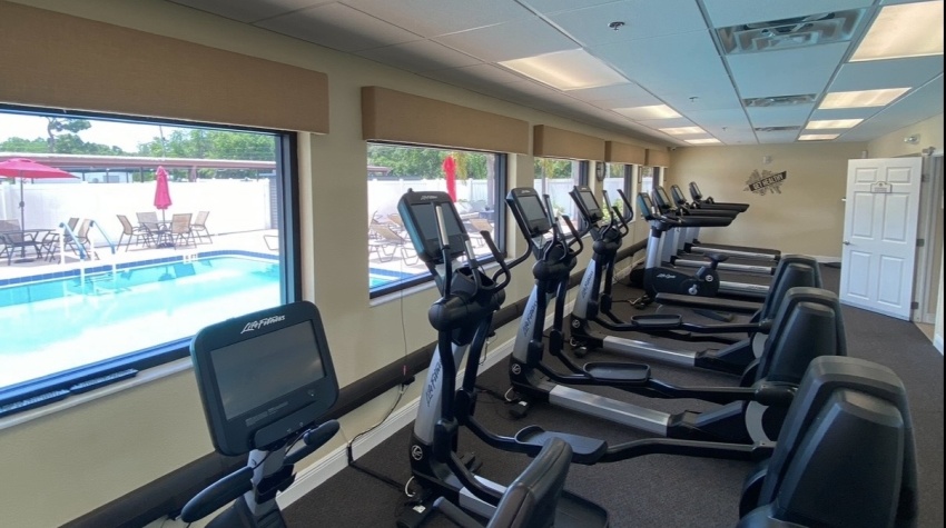 100 Hampton Rd, Lot 102, Clearwater, Florida 33759, 2 Bedrooms Bedrooms, ,2 BathroomsBathrooms,55-Plus Mobile Home,For Sale,Hampton Rd, Lot 102,4467