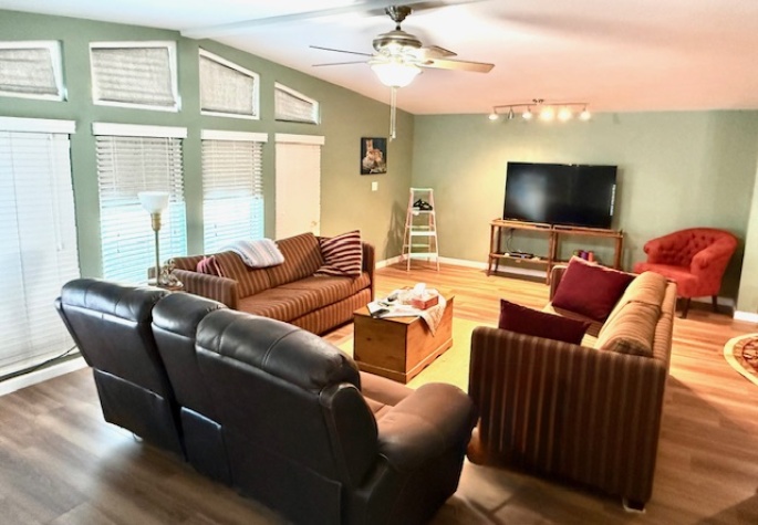 100 Hampton Rd, Lot 102, Clearwater, Florida 33759, 2 Bedrooms Bedrooms, ,2 BathroomsBathrooms,55-Plus Mobile Home,For Sale,Hampton Rd, Lot 102,4467