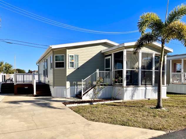 5503 2nd St W, Bradenton, Florida 34207, 2 Bedrooms Bedrooms, ,2 BathroomsBathrooms,All - Age Mobile Home,For Sale,2nd St W,4470