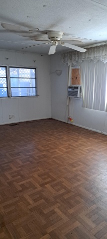 3565 58th Ave N, Lot 121, St Petersburg, Florida 33714, 2 Bedrooms Bedrooms, ,1 BathroomBathrooms,55-Plus Mobile Home,For Sale,58th Ave N, Lot 121,4484