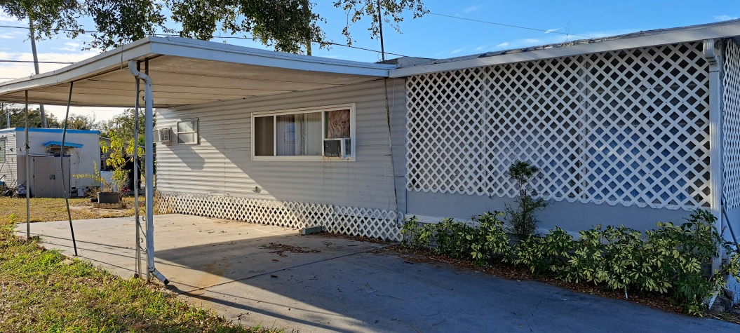 3565 58th Ave N, Lot 121, St Petersburg, Florida 33714, 2 Bedrooms Bedrooms, ,1 BathroomBathrooms,55-Plus Mobile Home,For Sale,58th Ave N, Lot 121,4484
