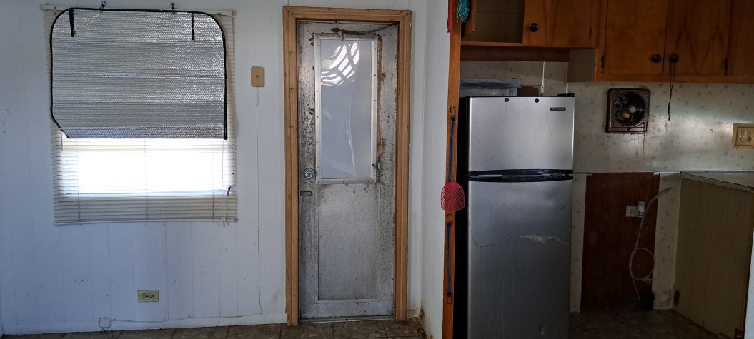 3565 58th Ave N, Lot 121, St Petersburg, Florida 33714, 2 Bedrooms Bedrooms, ,1 BathroomBathrooms,55-Plus Mobile Home,For Sale,58th Ave N, Lot 121,4484