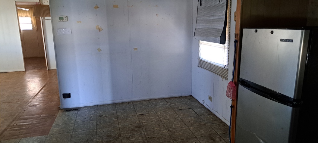 3565 58th Ave N, Lot 121, St Petersburg, Florida 33714, 2 Bedrooms Bedrooms, ,1 BathroomBathrooms,55-Plus Mobile Home,For Sale,58th Ave N, Lot 121,4484