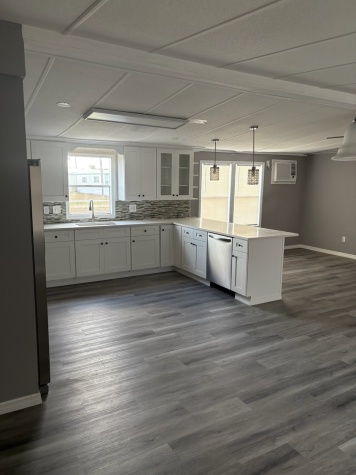 6700 150th Ave N, Lot 127, Clearwater, Florida 33764, 3 Bedrooms Bedrooms, ,2 BathroomsBathrooms,55-Plus Mobile Home,For Sale,150th Ave N, Lot 127,4486