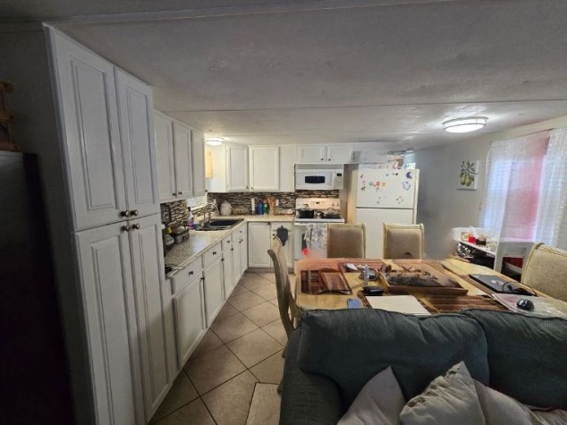 8518 Gibsonton Dr, Lot 102, Gibsonton, Florida 33534, 4 Bedrooms Bedrooms, ,2 BathroomsBathrooms,All - Age Mobile Home,For Sale,Gibsonton Dr, Lot 102,4489