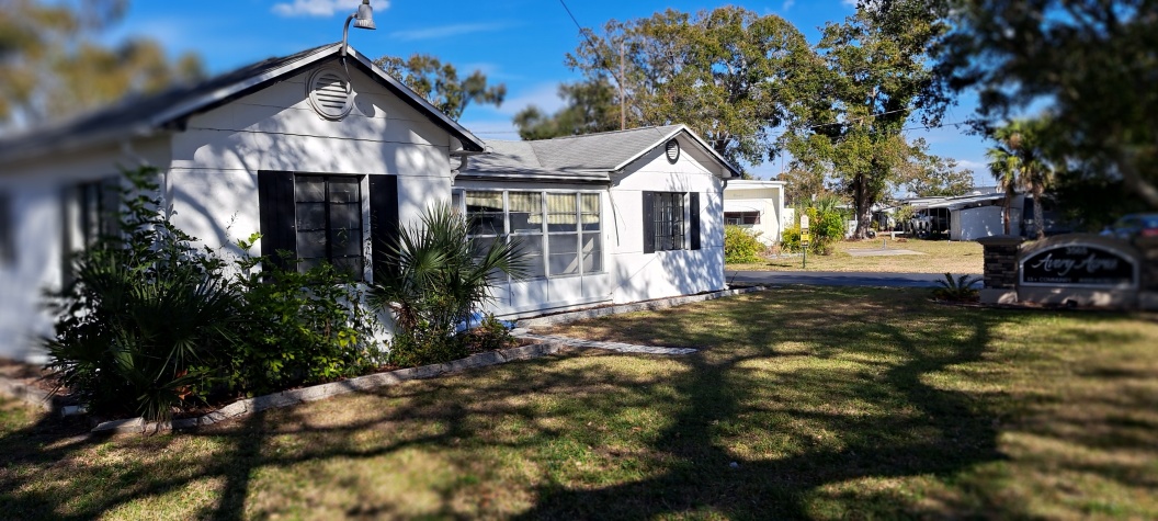3565 58th Ave N, St Petersburg, Florida 33714, 3 Bedrooms Bedrooms, ,1 BathroomBathrooms,55-Plus Mobile Home,For Rent,58th Ave N,4500
