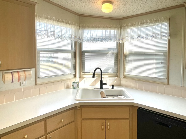 6812 Coconut Grove Circle, Ellenton, Florida 34222, 2 Bedrooms Bedrooms, ,2 BathroomsBathrooms,55-Plus Mobile Home,For Sale,Coconut Grove Circle,4503