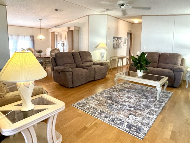 6812 Coconut Grove Circle, Ellenton, Florida 34222, 2 Bedrooms Bedrooms, ,2 BathroomsBathrooms,55-Plus Mobile Home,For Sale,Coconut Grove Circle,4503