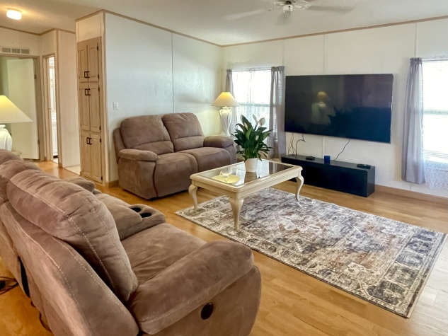 6812 Coconut Grove Circle, Ellenton, Florida 34222, 2 Bedrooms Bedrooms, ,2 BathroomsBathrooms,55-Plus Mobile Home,For Sale,Coconut Grove Circle,4503