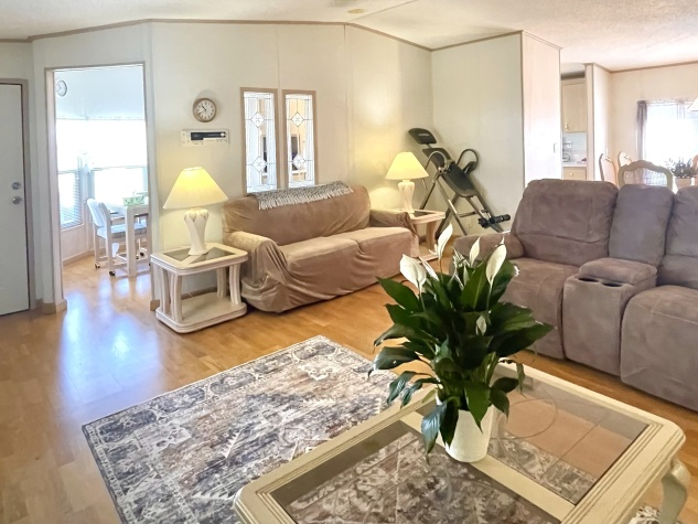 6812 Coconut Grove Circle, Ellenton, Florida 34222, 2 Bedrooms Bedrooms, ,2 BathroomsBathrooms,55-Plus Mobile Home,For Sale,Coconut Grove Circle,4503