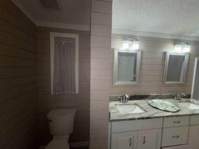 8103 Lemonwood Dr S, Ellenton, Florida 34222, 2 Bedrooms Bedrooms, ,2 BathroomsBathrooms,55-Plus Mobile Home,For Sale,Lemonwood Dr S,4506