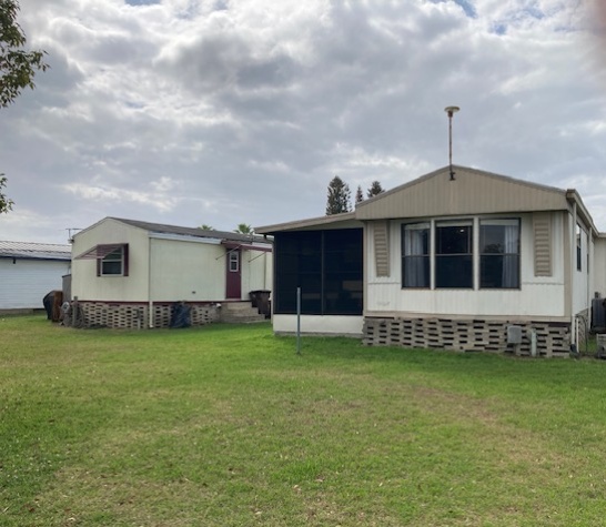 944 Reynolds Road, Lot 35, Lakeland, Florida 33801, 2 Bedrooms Bedrooms, ,1 BathroomBathrooms,55-Plus Mobile Home,For Sale,Reynolds Road, Lot 35,4509