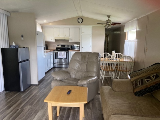 944 Reynolds Road, Lot 35, Lakeland, Florida 33801, 2 Bedrooms Bedrooms, ,1 BathroomBathrooms,55-Plus Mobile Home,For Sale,Reynolds Road, Lot 35,4509