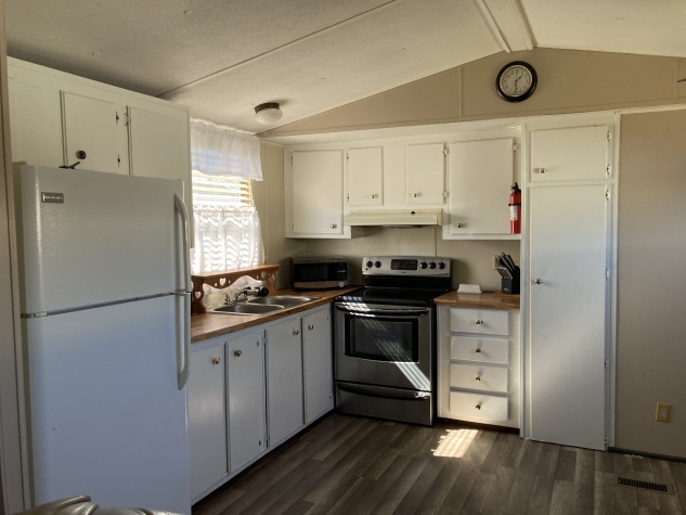 944 Reynolds Road, Lot 35, Lakeland, Florida 33801, 2 Bedrooms Bedrooms, ,1 BathroomBathrooms,55-Plus Mobile Home,For Sale,Reynolds Road, Lot 35,4509