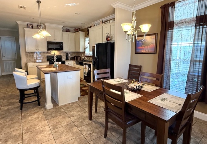 100 Hampton Rd, Lot 122, Clearwater, Florida 33759, 3 Bedrooms Bedrooms, ,2 BathroomsBathrooms,55-Plus Mobile Home,For Sale,Hampton Rd, Lot 122,4510