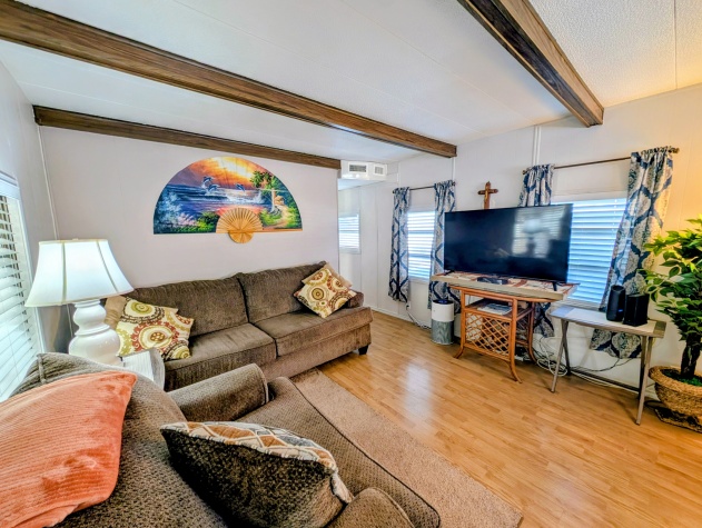 1857 Gangway Loop, Ruskin, Florida 33570, 2 Bedrooms Bedrooms, ,1 BathroomBathrooms,55-Plus Mobile Home,For Sale,Gangway Loop,4511