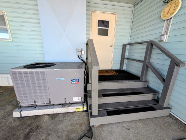 1857 Gangway Loop, Ruskin, Florida 33570, 2 Bedrooms Bedrooms, ,1 BathroomBathrooms,55-Plus Mobile Home,For Sale,Gangway Loop,4511