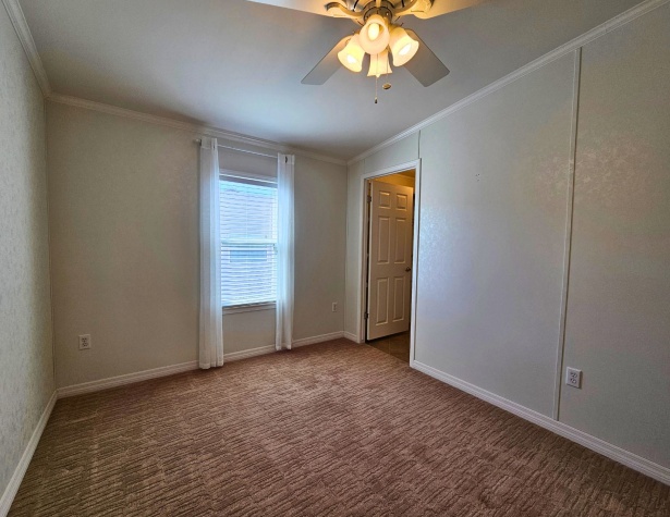 618 Sunset Circle, Frostproof, Florida 33843, 2 Bedrooms Bedrooms, ,2 BathroomsBathrooms,55-Plus Mobile Home,For Sale,Sunset Circle,4512