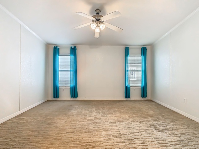 618 Sunset Circle, Frostproof, Florida 33843, 2 Bedrooms Bedrooms, ,2 BathroomsBathrooms,55-Plus Mobile Home,For Sale,Sunset Circle,4512