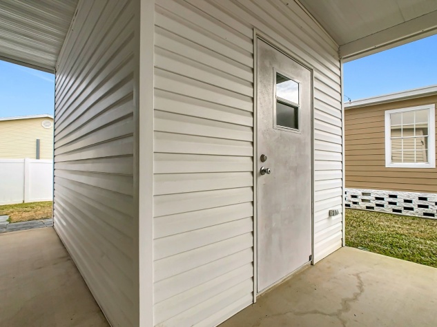 618 Sunset Circle, Frostproof, Florida 33843, 2 Bedrooms Bedrooms, ,2 BathroomsBathrooms,55-Plus Mobile Home,For Sale,Sunset Circle,4512