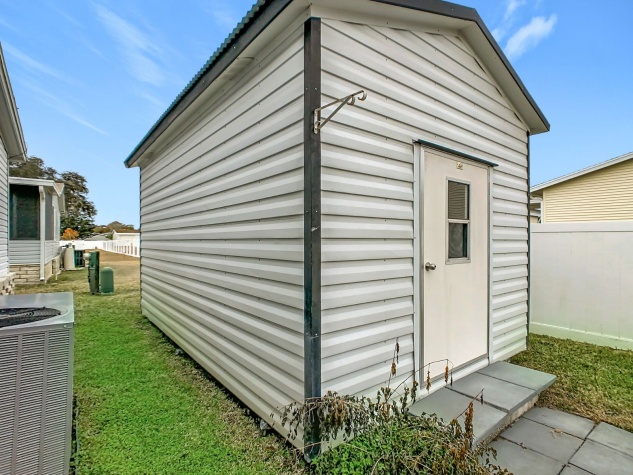 618 Sunset Circle, Frostproof, Florida 33843, 2 Bedrooms Bedrooms, ,2 BathroomsBathrooms,55-Plus Mobile Home,For Sale,Sunset Circle,4512