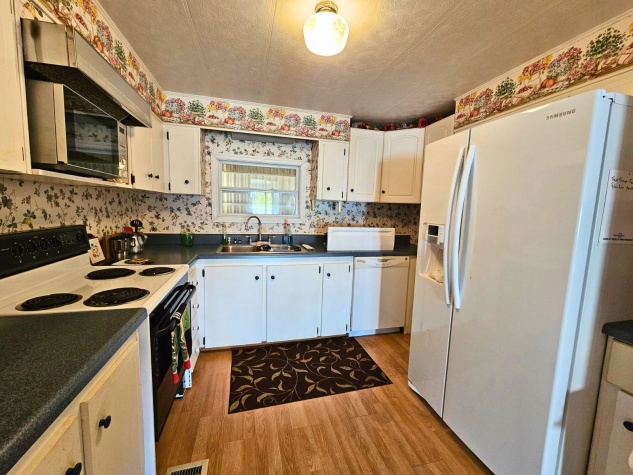 508 44th Avenue E, Lot D39, Bradenton, Florida 34203, 2 Bedrooms Bedrooms, ,2 BathroomsBathrooms,55-Plus Mobile Home,For Sale,44th Avenue E, Lot D39,4515