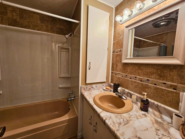 508 44th Avenue E, Lot G19, Bradenton, Florida 34203, 2 Bedrooms Bedrooms, ,2 BathroomsBathrooms,55-Plus Mobile Home,For Sale,44th Avenue E, Lot G19,4516