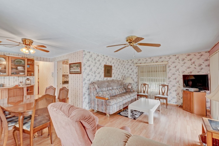 508 44th Avenue E, Lot G19, Bradenton, Florida 34203, 2 Bedrooms Bedrooms, ,2 BathroomsBathrooms,55-Plus Mobile Home,For Sale,44th Avenue E, Lot G19,4516